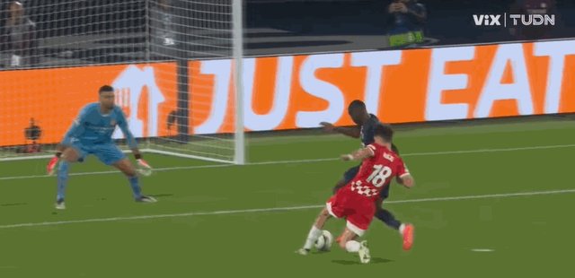 1726696581673041696.gif 克雷伊奇.gif