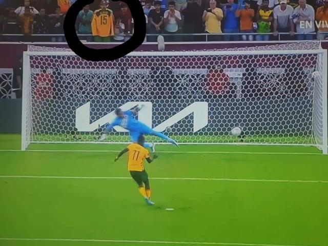 bwin必赢-赶上世界杯末班车 寒冬大清早疯狂庆祝的澳洲球迷